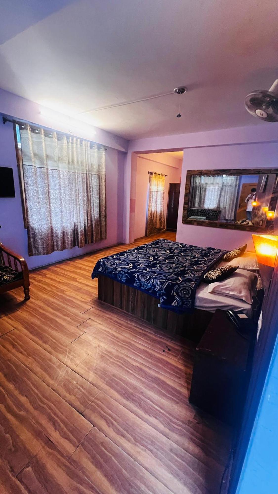מנאלי Hotel Chetna מראה חיצוני תמונה
