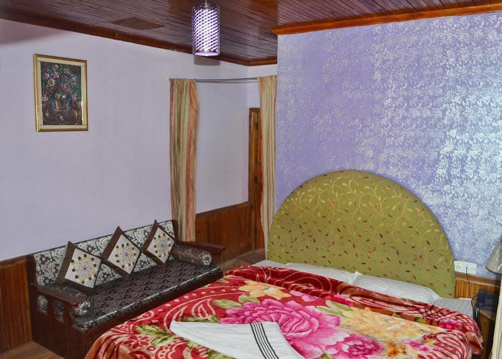 מנאלי Hotel Chetna מראה חיצוני תמונה