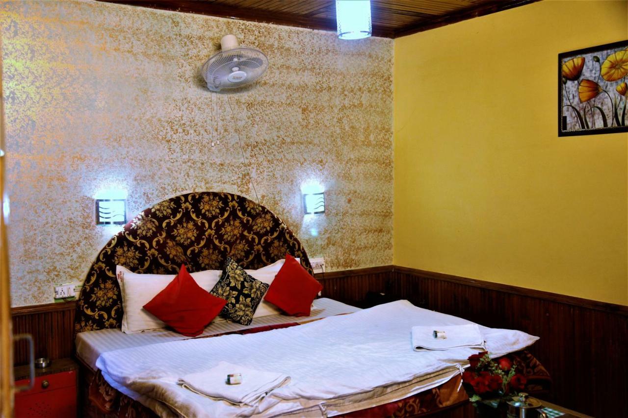 מנאלי Hotel Chetna מראה חיצוני תמונה