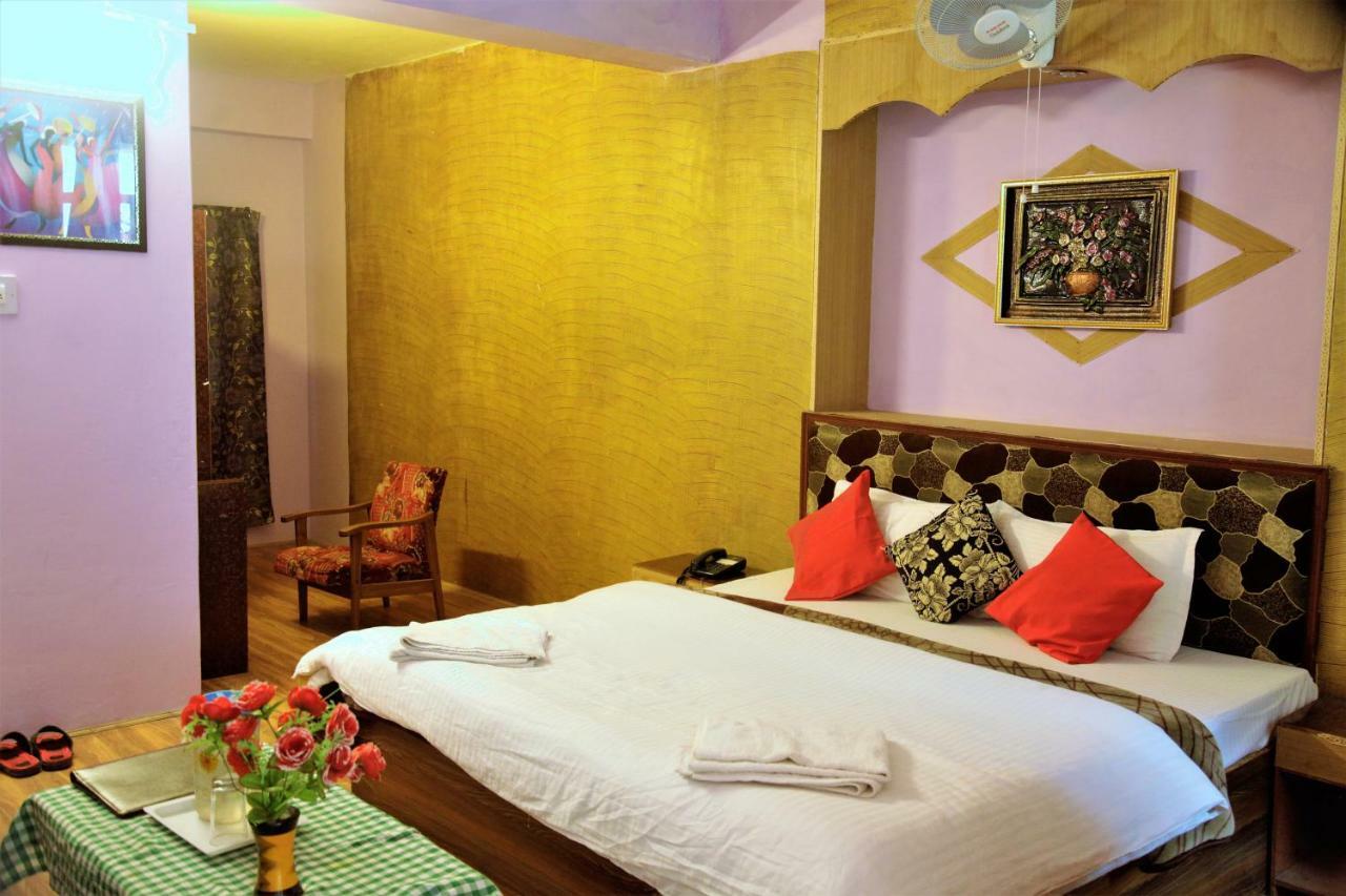 מנאלי Hotel Chetna מראה חיצוני תמונה